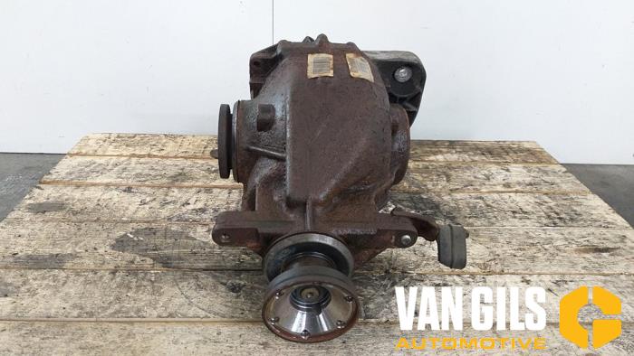 Gebrauchte Differential hinten BMW 7 serie (E65/E66/E67) 750i,Li 4.8 32V Preis € 250,00 Margenregelung angeboten von Van Gils Automotive