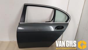 Używane Drzwi lewe tylne wersja 4-drzwiowa BMW 7 serie (E65/E66/E67) 750i,Li 4.8 32V Cena € 150,00 Procedura marży oferowane przez Van Gils Automotive