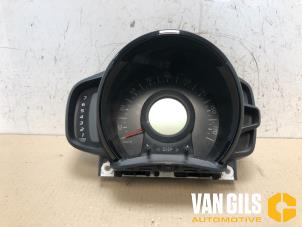 Usagé Compteur kilométrique KM Citroen C1 1.0 12V VVT-i Prix € 50,00 Règlement à la marge proposé par Van Gils Automotive