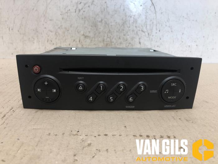 RENAULT MEGANE CONVERTIBLE 2006 STEREO CD PLAYER 8200505114T 