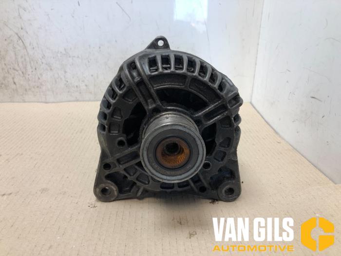 Dynamo from a Renault Master III (JD/ND/PD) 2.5 dCi 16V 100 2008