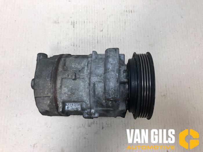 Usagé Pompe clim Fiat Stilo (192A/B) 1.6 16V Prix € 75,00 Règlement à la marge proposé par Van Gils Automotive