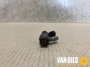 Used Injector (petrol injection) Skoda Fabia (6Y5) 2.0i Price € 30,00 Margin scheme offered by Van Gils Automotive