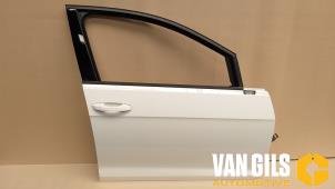 Used Front door 4-door, right Volkswagen Golf VII (AUA) 1.0 TSI 12V Price € 465,84 Inclusive VAT offered by Van Gils Automotive