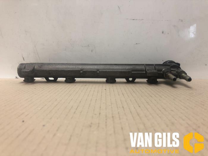 Usagé Système d'injection Volkswagen Golf IV (1J1) 1.4 16V Prix € 50,00 Règlement à la marge proposé par Van Gils Automotive