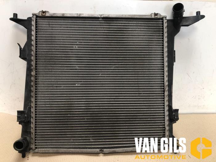 Used Radiator Kia Cee'd Sporty Wagon (EDF) 2.0 CRDi 16V 140 Price on request offered by Van Gils Automotive