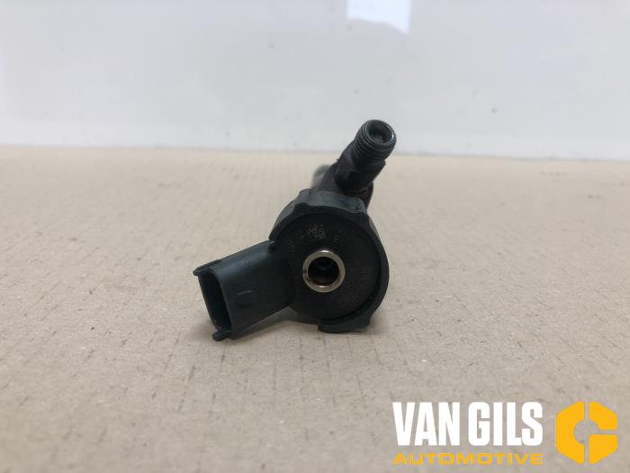 Usagé Injecteur (diesel) Kia Cee'd Sporty Wagon (EDF) 2.0 CRDi 16V 140 Prix € 69,95 Règlement à la marge proposé par Van Gils Automotive
