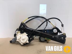 Used Window mechanism 2-door, front right BMW M2 (F22/87) M2 3.0 24V Price on request offered by Van Gils Automotive