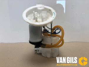 Used Electric fuel pump BMW M2 (F22/87) M2 3.0 24V Price on request offered by Van Gils Automotive