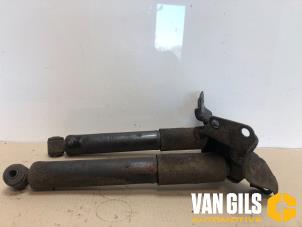 Used Shock absorber kit Dodge Grand Caravan 3.8 Price on request offered by Van Gils Automotive