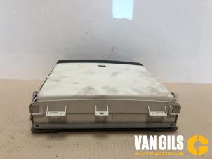 Gebrauchte Frontscheibenanzeige Dodge Grand Caravan 3.8 Preis auf Anfrage angeboten von Van Gils Automotive