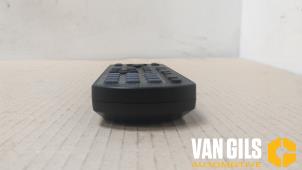 Used Radio remote control Dodge Caliber 1.8 16V Price on request offered by Van Gils Automotive