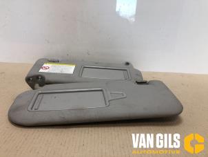 Used Zonneklep set Hyundai iX35 (LM) 2.0 16V 4x4 Price on request offered by Van Gils Automotive