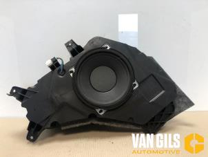 Usagé Caisson de graves Hyundai iX35 (LM) 2.0 16V 4x4 Prix sur demande proposé par Van Gils Automotive