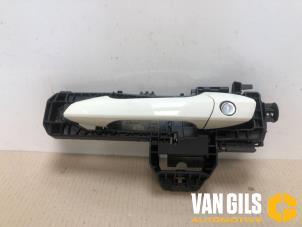 Used Door handle 4-door, front left Mercedes A (W176) 1.6 A-180 16V Price on request offered by Van Gils Automotive