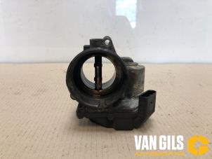 Used Throttle body Volkswagen Caddy III (2KA,2KH,2CA,2CH) 1.9 TDI Price on request offered by Van Gils Automotive