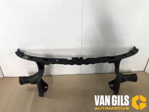 Used Front panel Volkswagen Transporter T5 2.5 TDi PF Price on request offered by Van Gils Automotive