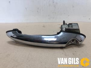 Usados Manija de puerta de 4 puertas izquierda delante Mini Countryman (R60) 1.6 16V Cooper S ALL4 Precio de solicitud ofrecido por Van Gils Automotive
