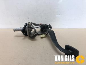 Used Brake pedal Kia Cee'd Sporty Wagon (EDF) 2.0 CRDi 16V 140 Price on request offered by Van Gils Automotive