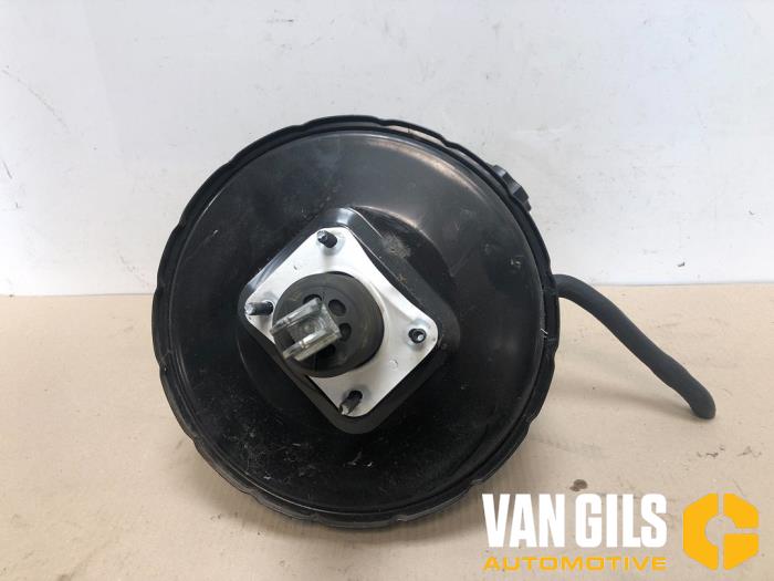 Usagé Servo frein Kia Cee'd Sporty Wagon (EDF) 2.0 CRDi 16V 140 Prix sur demande proposé par Van Gils Automotive