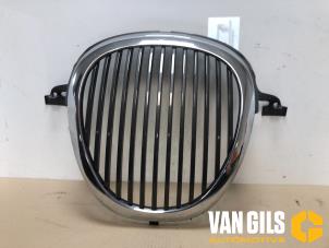 Used Grille Jaguar S-type (X200) 3.0 V6 24V Price € 40,00 Margin scheme offered by Van Gils Automotive