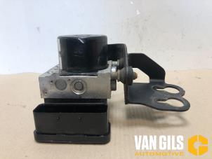 Begagnade ABS-pump Dodge Caliber 1.8 16V Pris € 110,00 Marginaltabell erbjuds av Van Gils Automotive