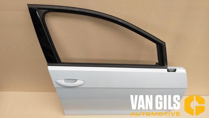 Drzwi prawe przednie wersja 4-drzwiowa z Volkswagen Golf VII (AUA) 1.4 TSI 16V 2016
