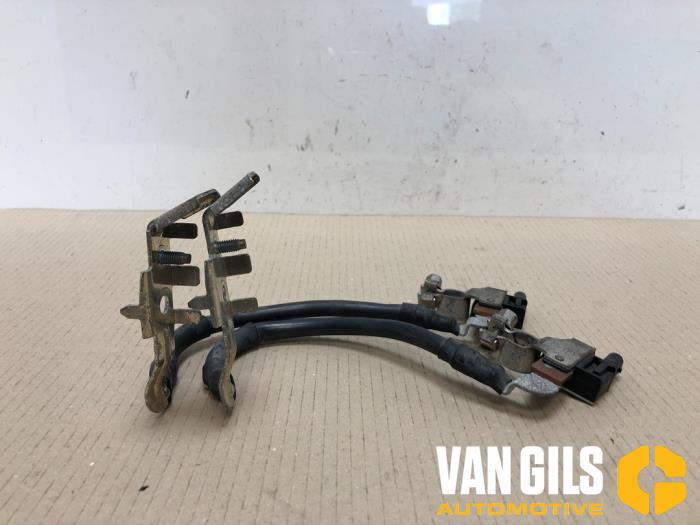 Cable (miscellaneous) from a Volkswagen Golf VII (AUA)  2016