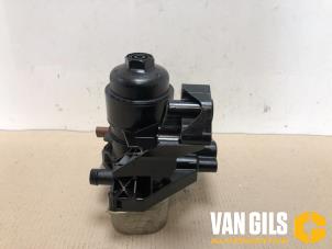 Usados Cuerpo de filtro de aceite Volkswagen Tiguan (5N1/2) 2.0 TDI 16V 4Motion Precio de solicitud ofrecido por Van Gils Automotive
