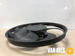 Used Cooling fans Renault Clio IV (5R) 0.9 Energy TCE 90 12V Price on request offered by Van Gils Automotive