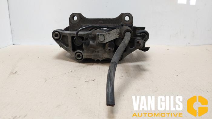 Gebrauchte Bremszange rechts vorne Audi A6 Avant Quattro (C5) 2.5 TDI V6 24V Preis € 70,00 Margenregelung angeboten von Van Gils Automotive