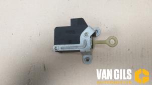 Używane Silnik tylnej klapy Toyota Aygo Cena na żądanie oferowane przez Van Gils Automotive