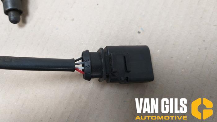 Lambda probe from a Seat Leon (5FB) 1.0 TSI 12V 2016