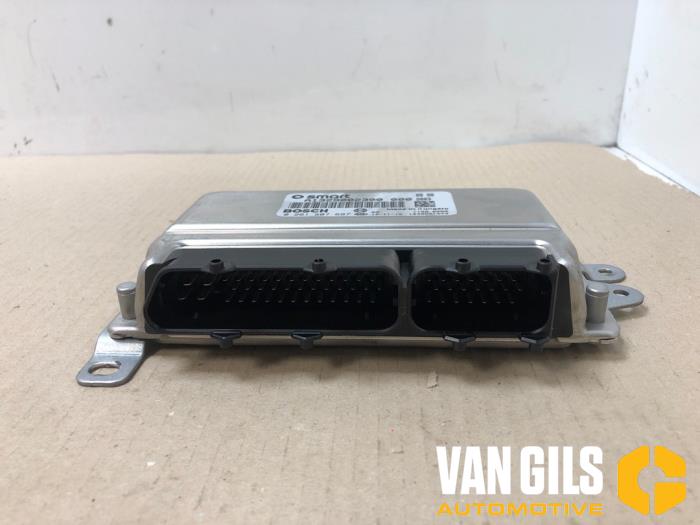 Used Engine management computer Smart Fortwo Coupé (451.3) 1.0 52kW,Micro Hybrid Drive Price € 100,00 Margin scheme offered by Van Gils Automotive