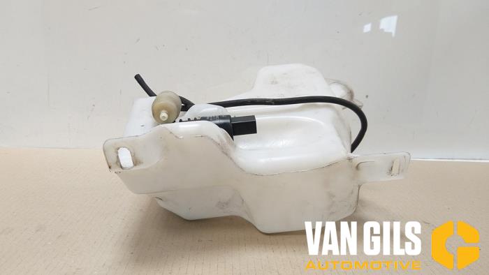 Front windscreen washer reservoir from a Smart Fortwo Coupé (451.3) 1.0 52kW,Micro Hybrid Drive 2013