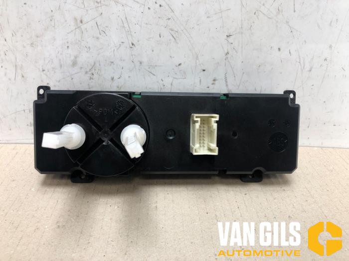 Heater control panel from a Mercedes-Benz SLK (R170) 2.0 200 16V 1998