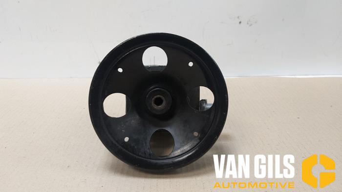 Usagé Pompe de direction Volvo S80 (TR/TS) 2.5 D Prix € 60,00 Règlement à la marge proposé par Van Gils Automotive