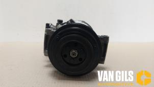 Usados Bomba de aire acondicionado Mercedes Vito (447.6) 2.0 114 CDI 16V Precio € 300,00 IVA incluido ofrecido por Van Gils Automotive