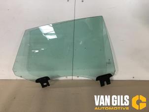 Used Rear door window 4-door door, rear right Tesla Model S 100D Price on request offered by Van Gils Automotive