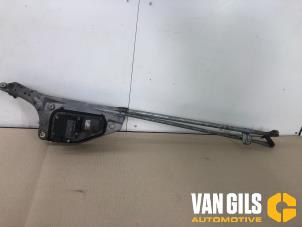 Used Wiper motor + mechanism Renault Vel Satis (BJ) 3.5 V6 24V Autom. Price € 75,00 Margin scheme offered by Van Gils Automotive
