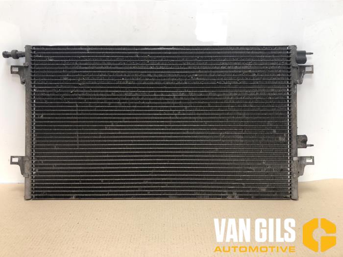 Usagé Condenseur de climatisation Renault Vel Satis (BJ) 3.5 V6 24V Autom. Prix € 80,00 Règlement à la marge proposé par Van Gils Automotive
