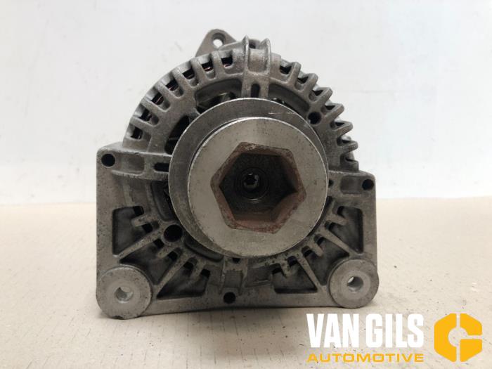 Begagnade Dynamo Renault Megane (BA) 1.9dTi RN Pris € 75,00 Marginaltabell erbjuds av Van Gils Automotive