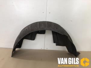 Usagé Passage de roue Volkswagen Golf Sportsvan (AUVS) 1.6 TDI BlueMotion 16V Prix sur demande proposé par Van Gils Automotive