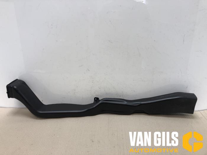 Begagnade Lufttratt Volkswagen Golf Sportsvan (AUVS) 1.6 TDI BlueMotion 16V Pris € 36,30 Inklusive moms erbjuds av Van Gils Automotive