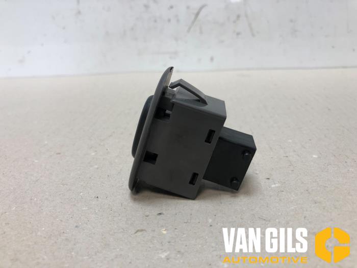 Electric window switch from a Saab 9-5 (YS3E) 2.0t 16V 2003
