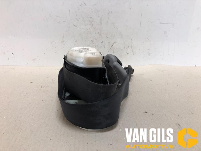 Front seatbelt, left from a Seat Leon (1M1) 1.6 16V 2004