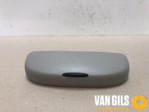 Gebrauchte Brillenhalter Opel Agila (B) 1.2 16V Preis auf Anfrage angeboten von Van Gils Automotive