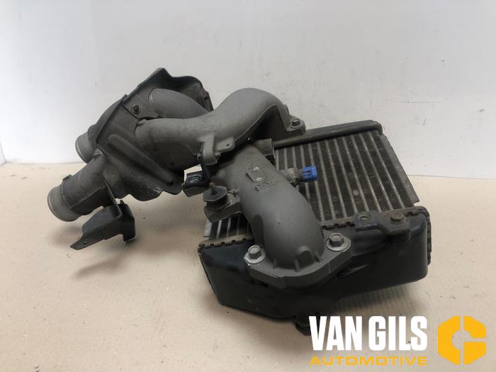 Usagé Intercooler Mazda CX-7 2.2 MZR-CD 16V Prix sur demande proposé par Van Gils Automotive