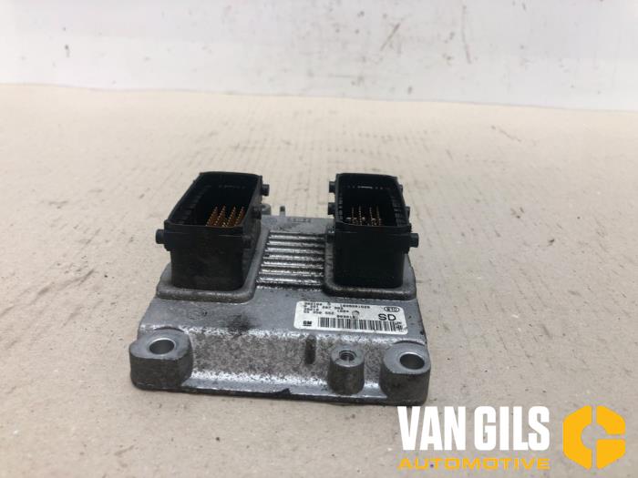 Used Engine management computer Opel Corsa C (F08/68) 1.2 16V Price € 150,00 Margin scheme offered by Van Gils Automotive