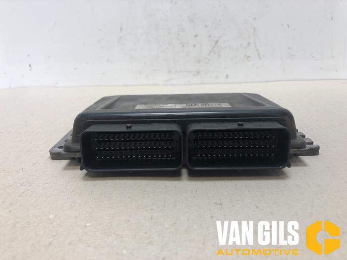 Used Engine management computer Renault Clio II (BB/CB) 1.4 Price € 150,00 Margin scheme offered by Van Gils Automotive